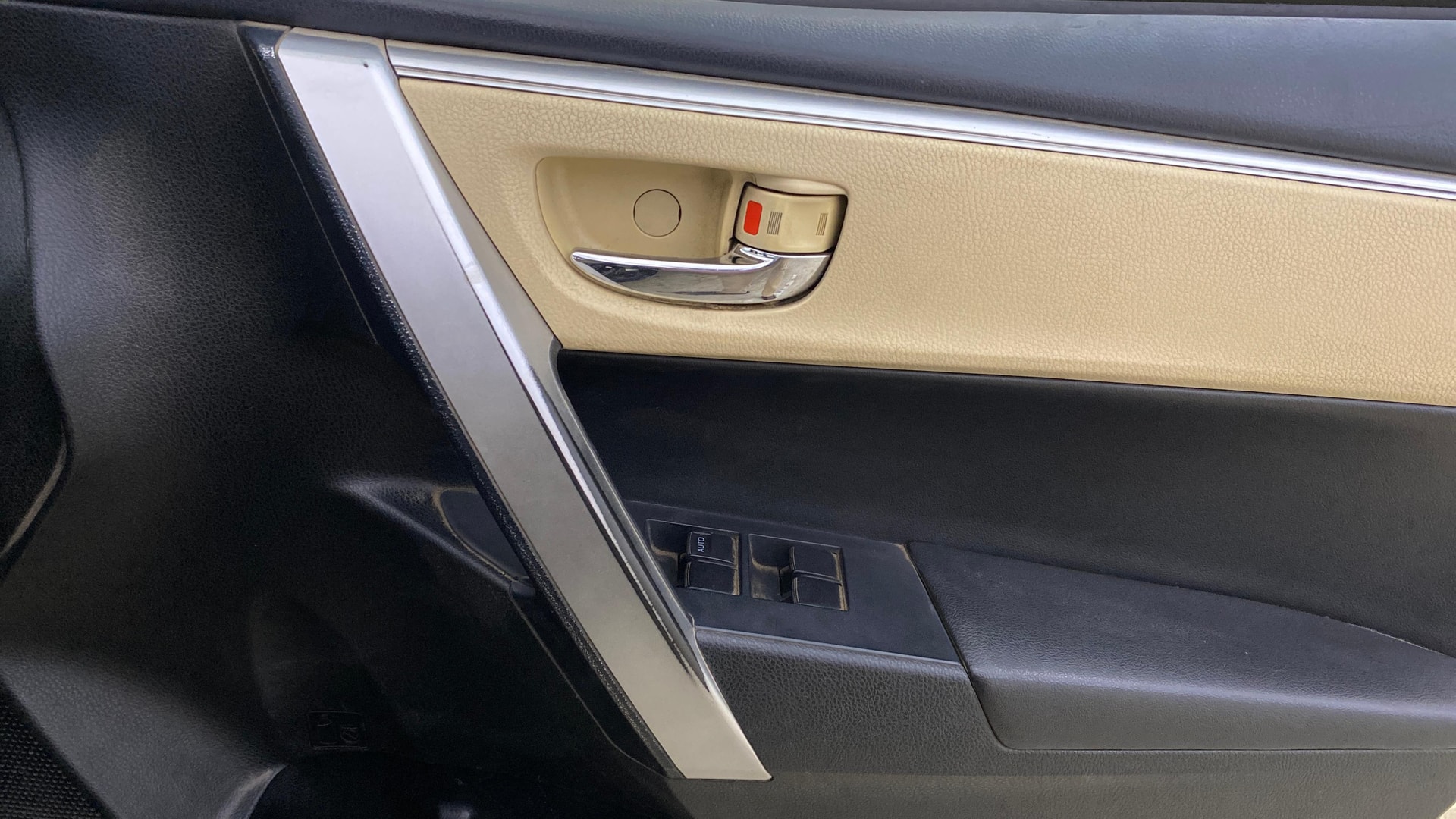 View 2018 Toyota Corolla Altis 1.8 GL Image 33 Used 2018 Toyota Corolla Altis 1.8 GL Image 33