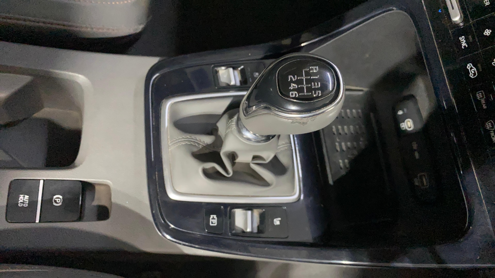Used 2024 Hyundai Creta Used 2024 Hyundai Creta