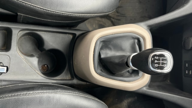 View Hyundai Grand i10 Image 38 Used Hyundai Grand i10 Image 38