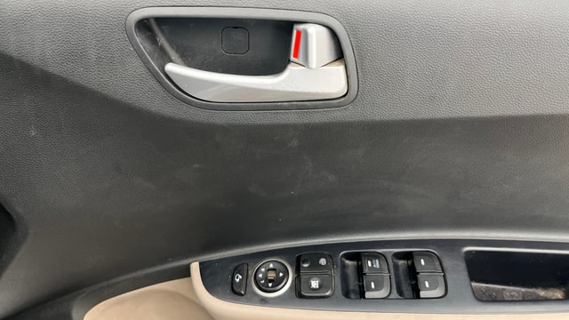 View Hyundai Grand i10 Image 33 Used Hyundai Grand i10 Image 33