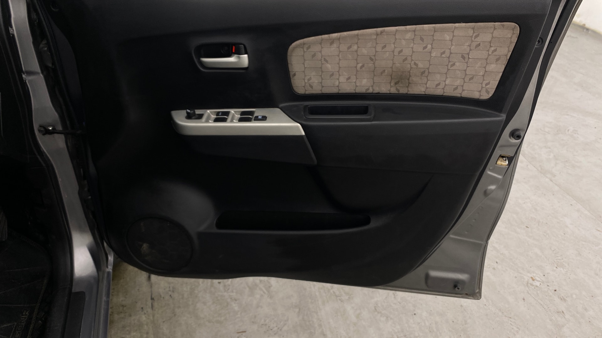 View 2016 Maruti Suzuki 1000 Base Variant Image 33 Used 2016 Maruti Suzuki 1000 Base Variant Image 33