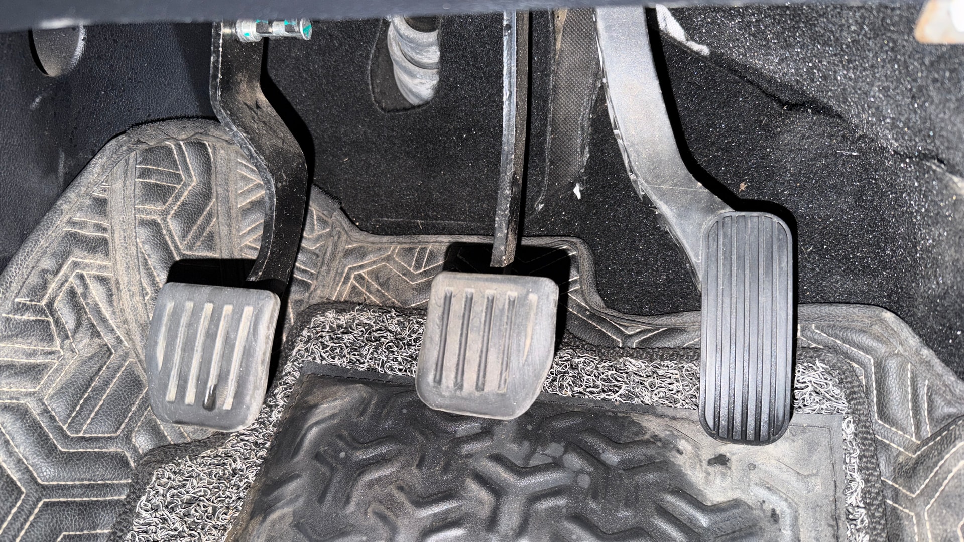 View 2024 Tata Harrier XE Image 10 Used 2024 Tata Harrier XE Image 10
