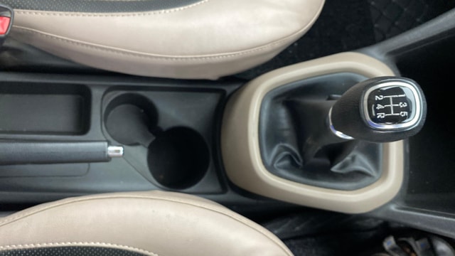 View Hyundai Grand i10 Image 38 Used Hyundai Grand i10 Image 38