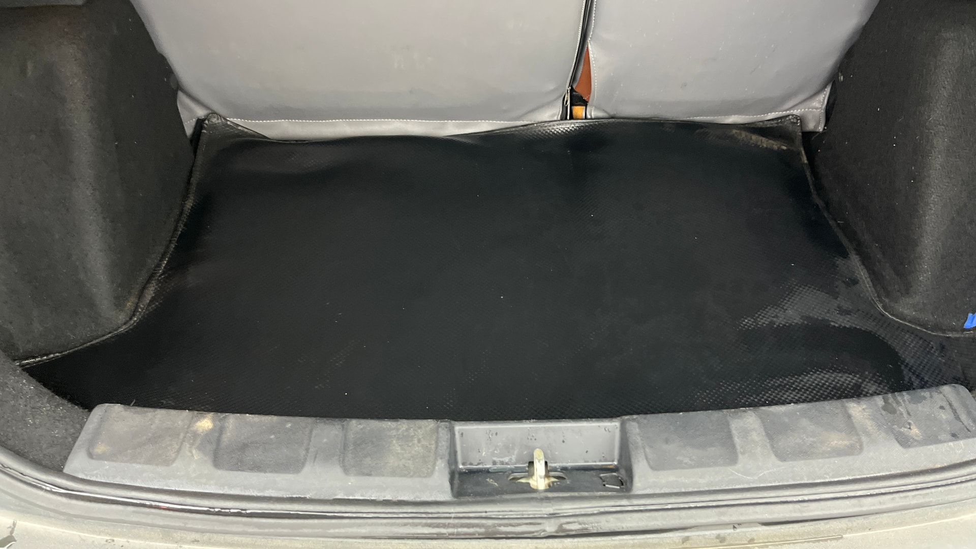View 2021 Tata Nexon Revotron XE Image 11 Used 2021 Tata Nexon Revotron XE Image 11
