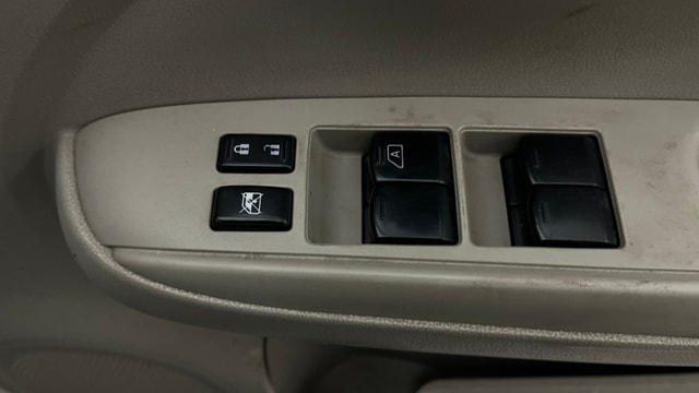 View Nissan Sunny Image 32 Used Nissan Sunny Image 32