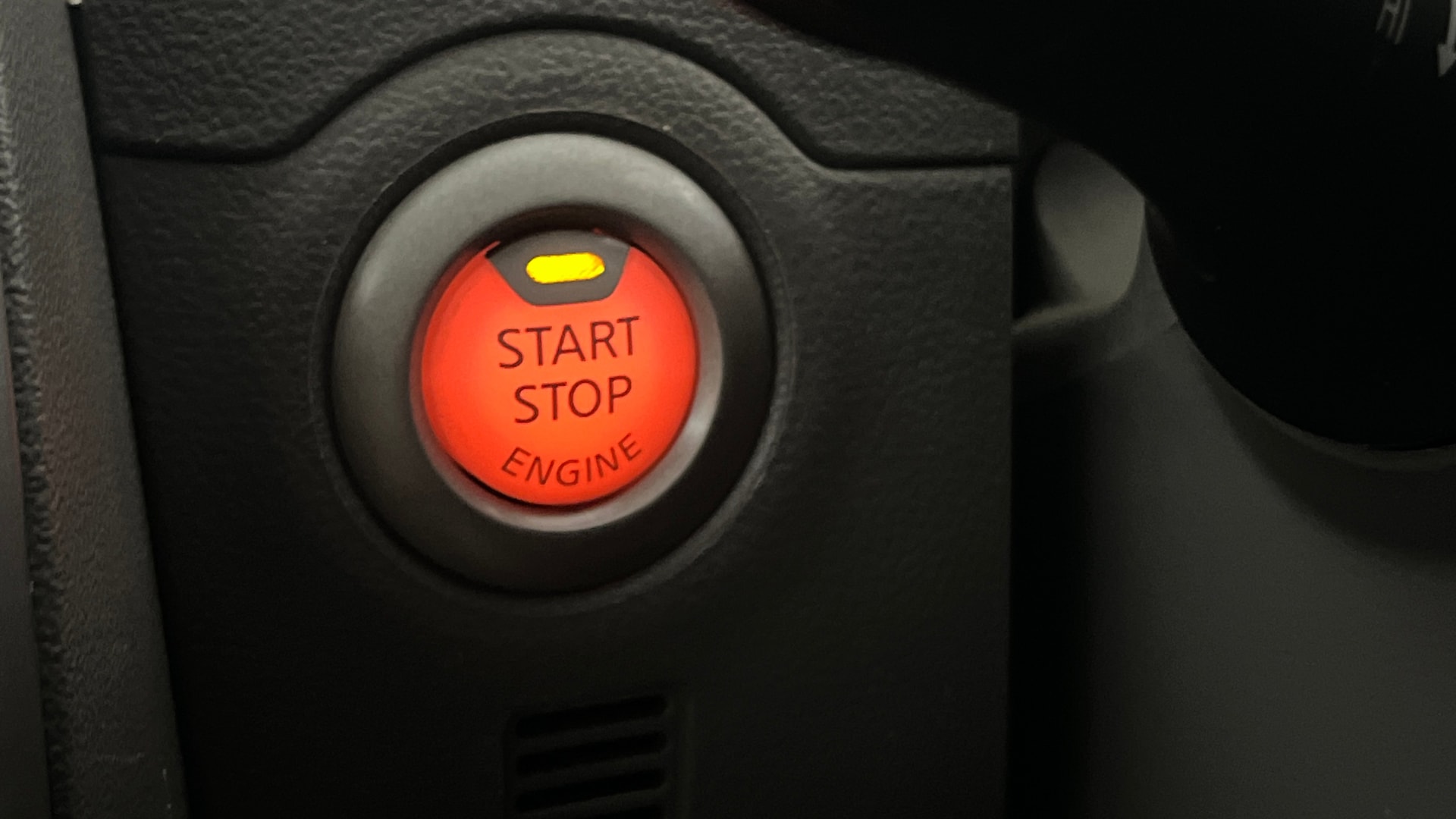 View 2015 Nissan Sunny XL Petrol CVT Image 33 Used 2015 Nissan Sunny XL Petrol CVT Image 33