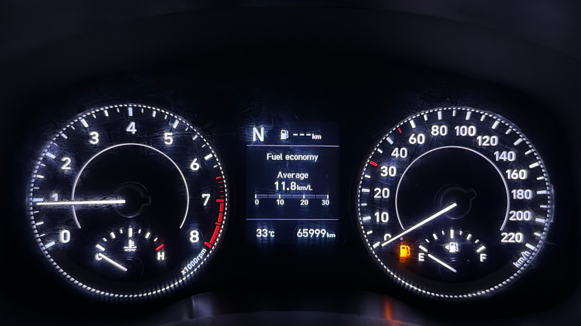 View 2021 Hyundai Venue SX Plus 1.0 Petrol AT Image 37 Used 2021 Hyundai Venue SX Plus 1.0 Petrol AT Image 37