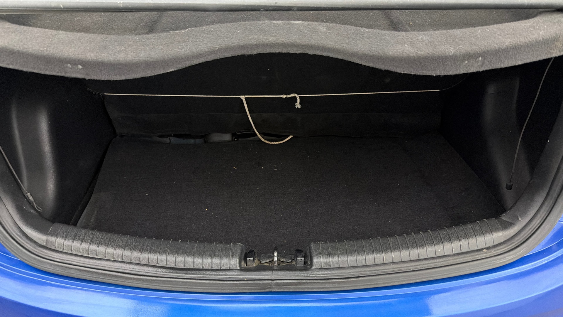 View 2019 Hyundai Grand i10 Sportz 1.2 Kappa Image 10 Used 2019 Hyundai Grand i10 Sportz 1.2 Kappa Image 10