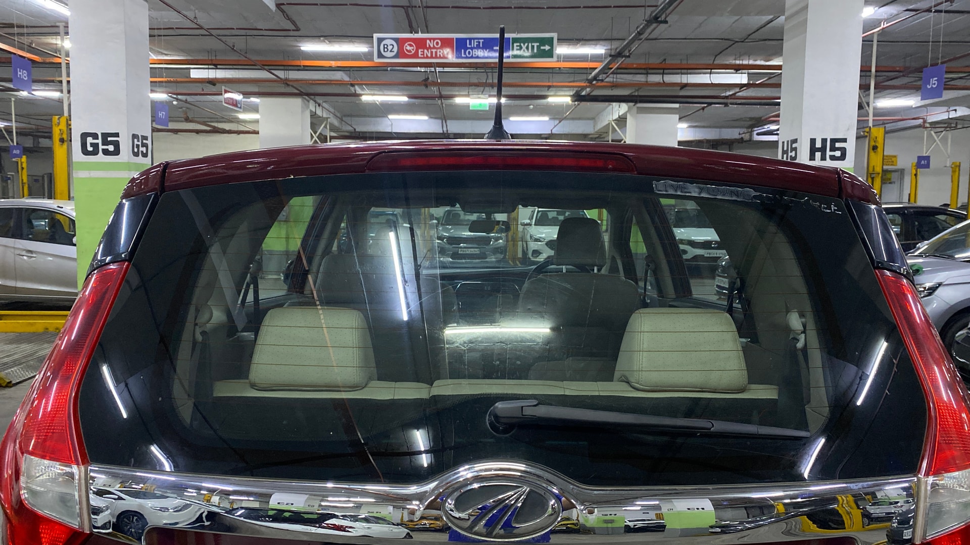 View 2020 Mahindra Marazzo M8 7-Seater Image 45 Used 2020 Mahindra Marazzo M8 7-Seater Image 45
