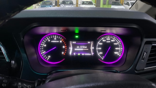 View Mahindra Marazzo Image 37 Used Mahindra Marazzo Image 37