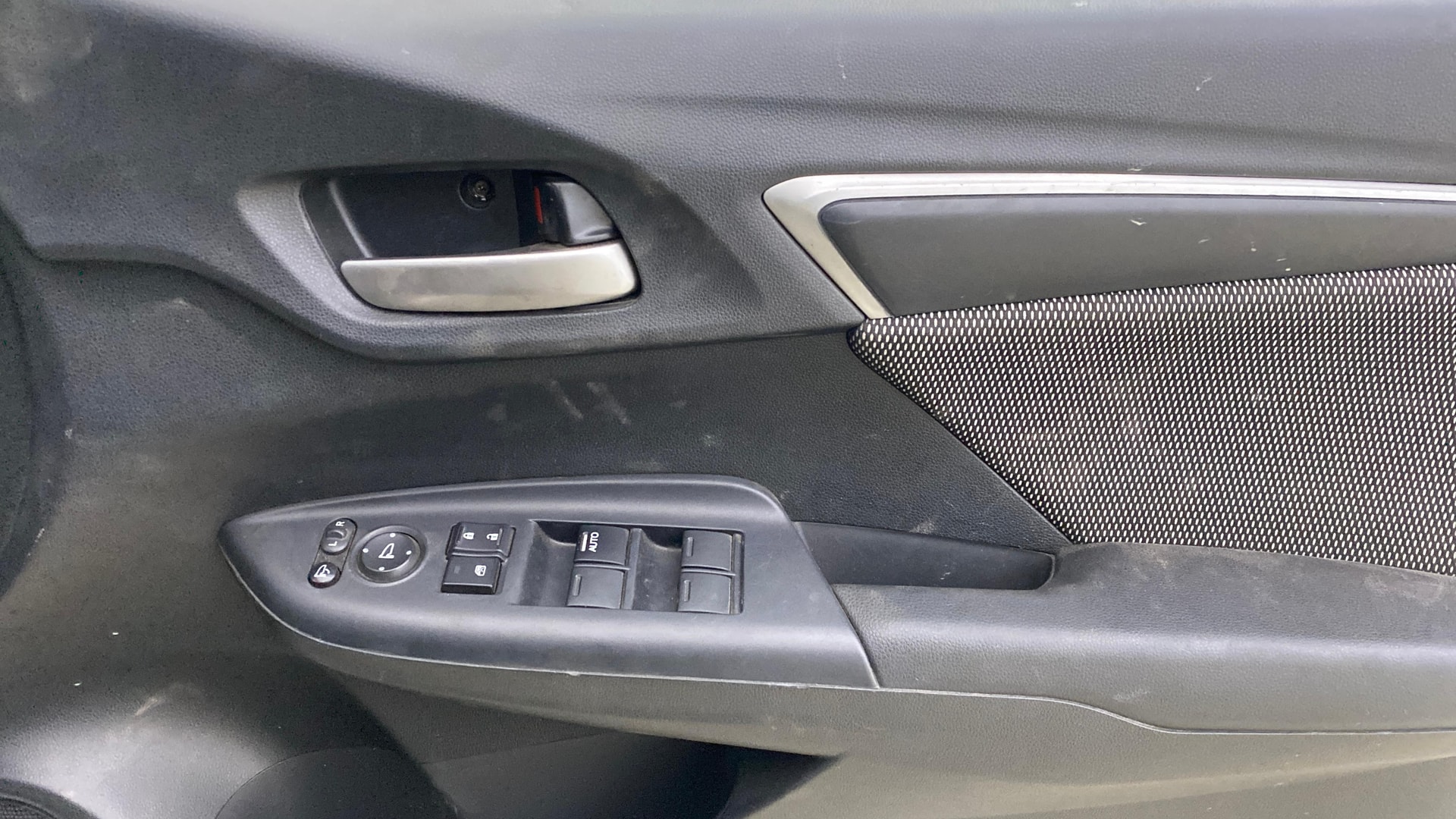 View 2018 Honda WR-V S MT Diesel Edge Edition Image 34 Used 2018 Honda WR-V S MT Diesel Edge Edition Image 34