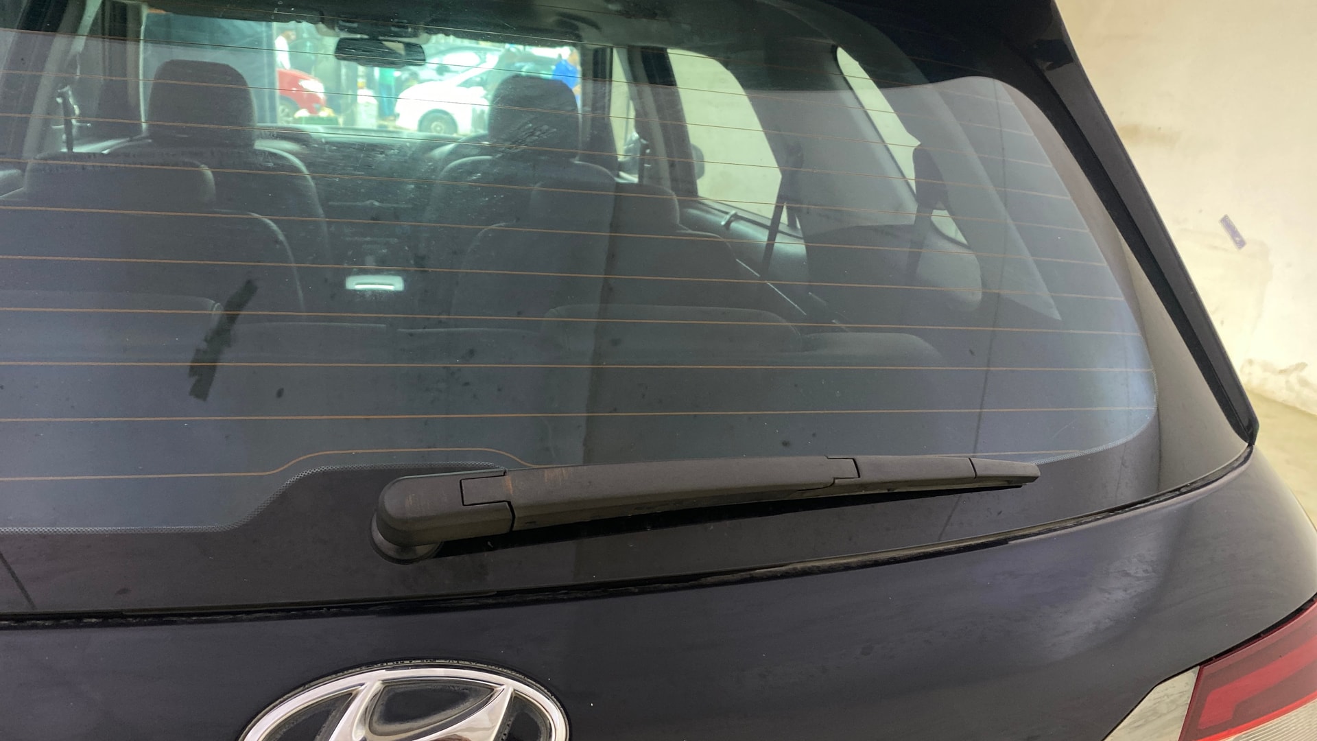 View 2022 Hyundai Alcazar Prestige 6 Seater MT Petrol Image 25 Used 2022 Hyundai Alcazar Prestige 6 Seater MT Petrol Image 25