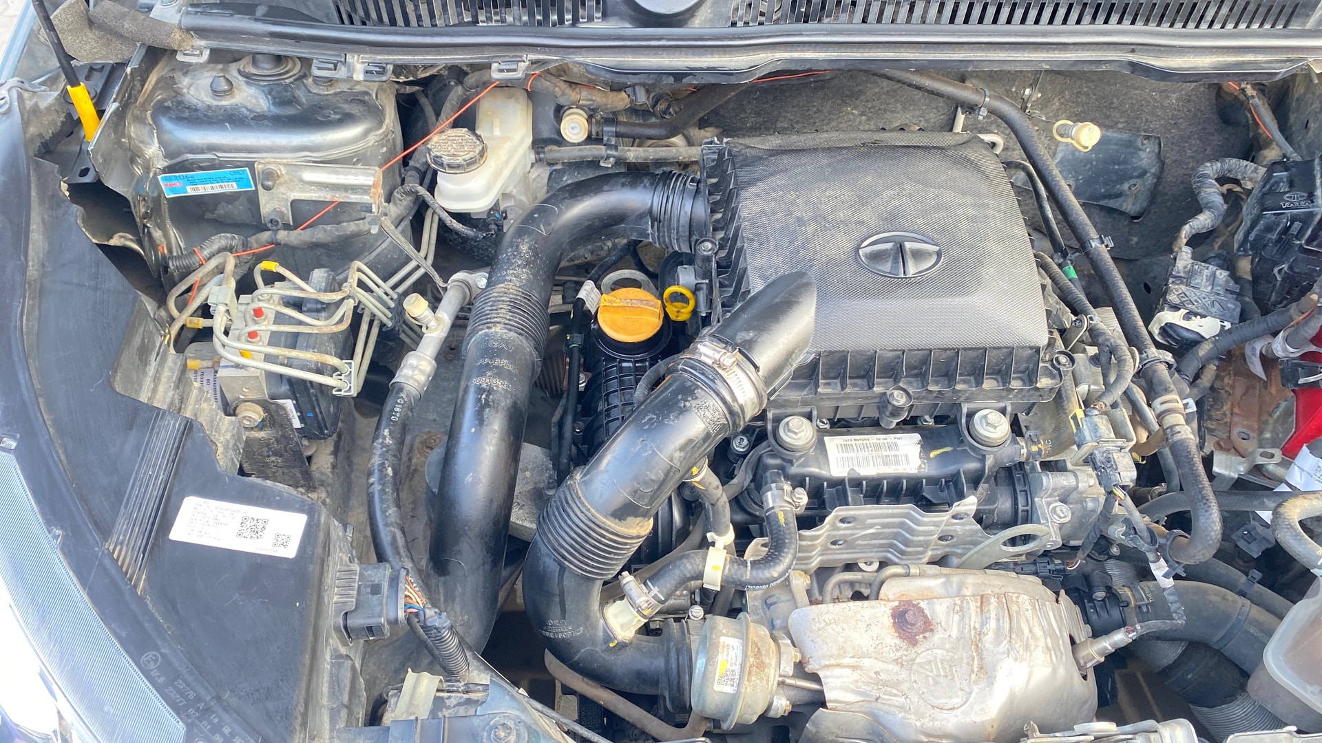 View 2021 Tata Nexon Revotron XE Image 3 Used 2021 Tata Nexon Revotron XE Image 3