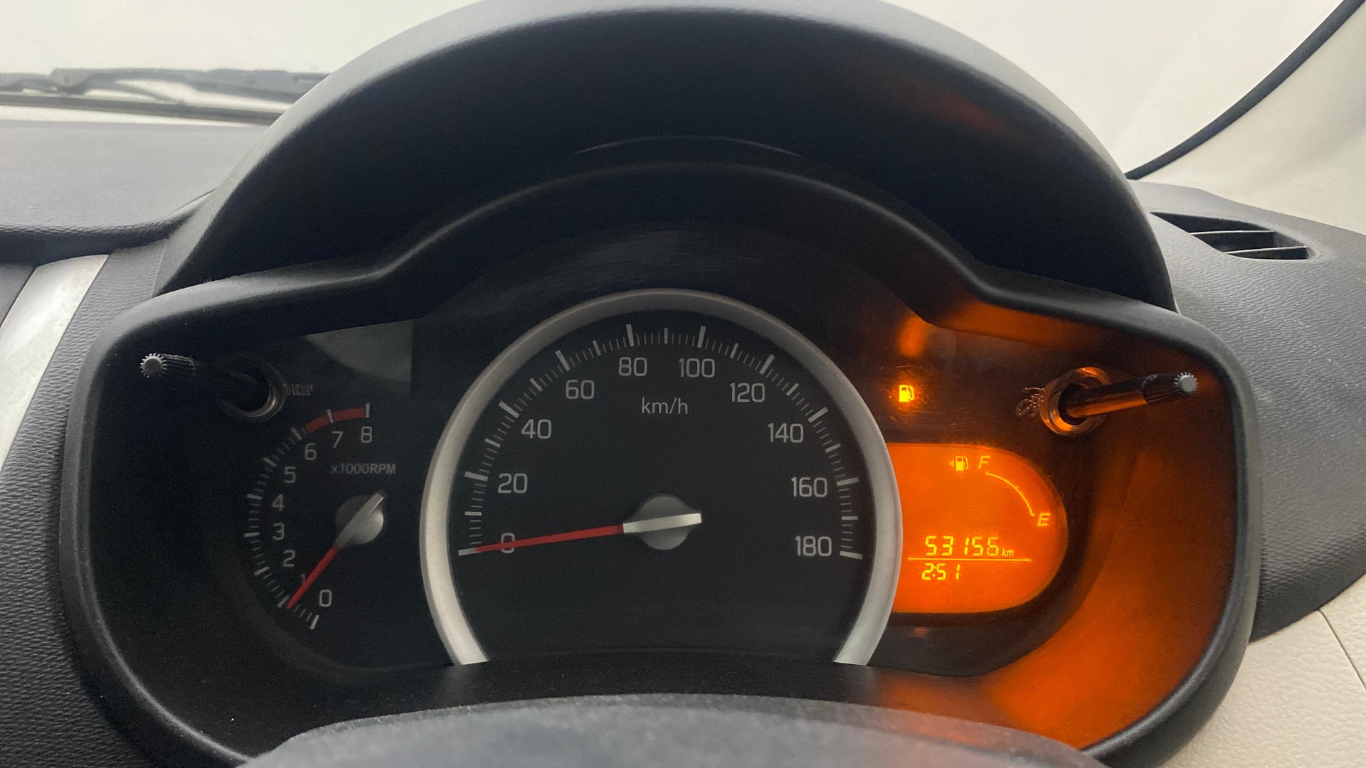 View 2018 Maruti Suzuki 1000 Base Variant Image 34 Used 2018 Maruti Suzuki 1000 Base Variant Image 34
