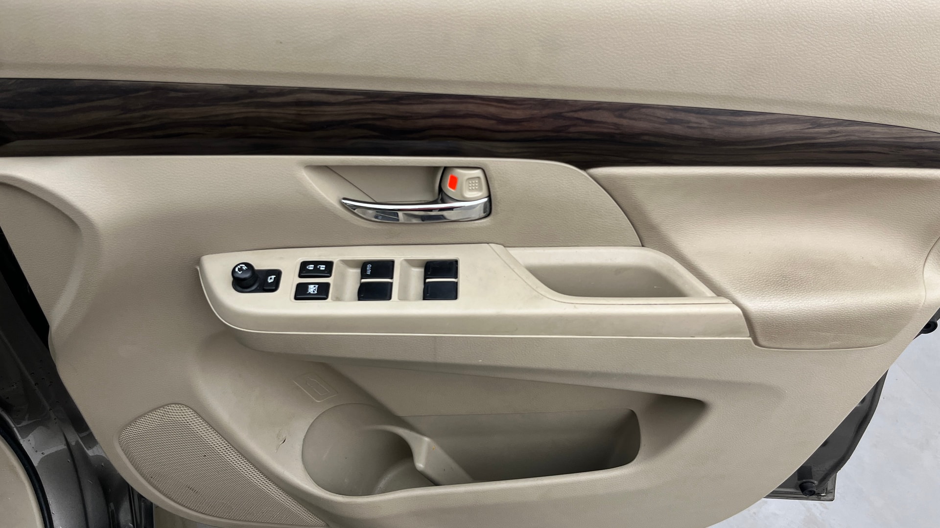 View 2021 Maruti Suzuki 1000 Base Variant Image 34 Used 2021 Maruti Suzuki 1000 Base Variant Image 34