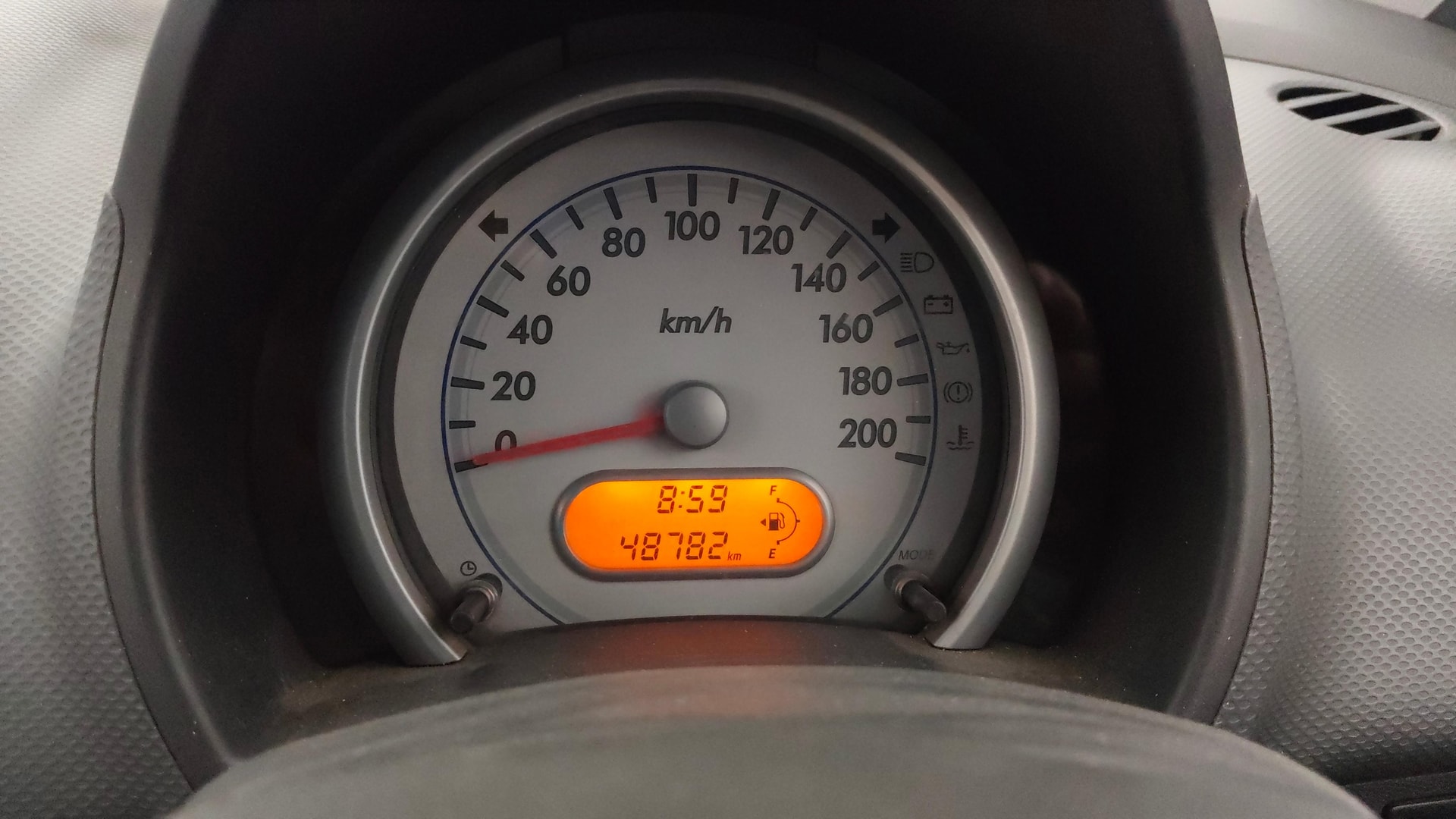 View 2014 Maruti Suzuki 1000 Base Variant Image 33 Used 2014 Maruti Suzuki 1000 Base Variant Image 33