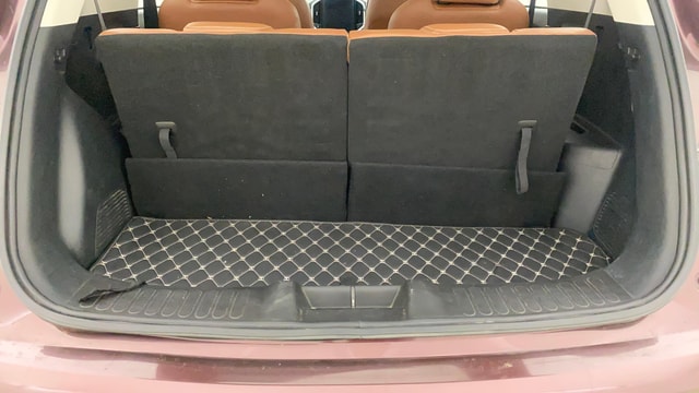 View MG Hector Plus Image 7 Used MG Hector Plus Image 7