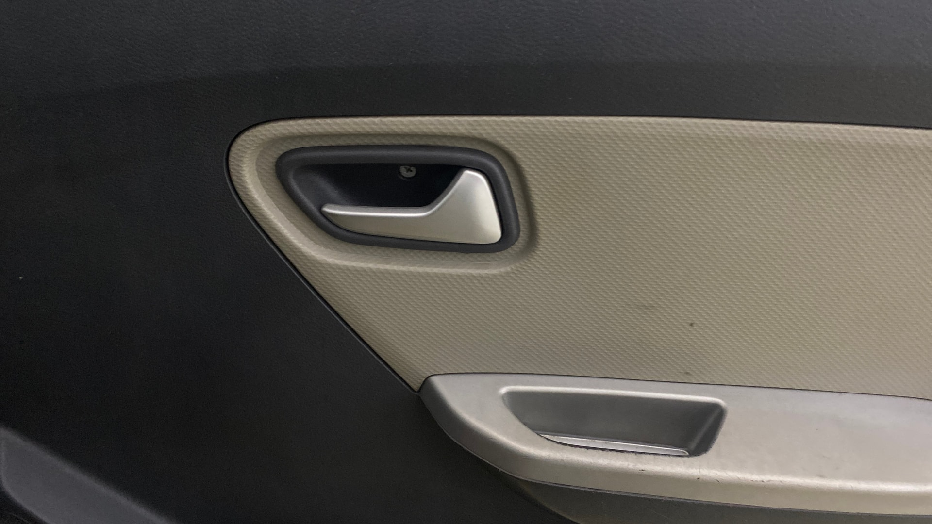 View 2018 Maruti Suzuki Alto K10 LX Image 33 Used 2018 Maruti Suzuki Alto K10 LX Image 33