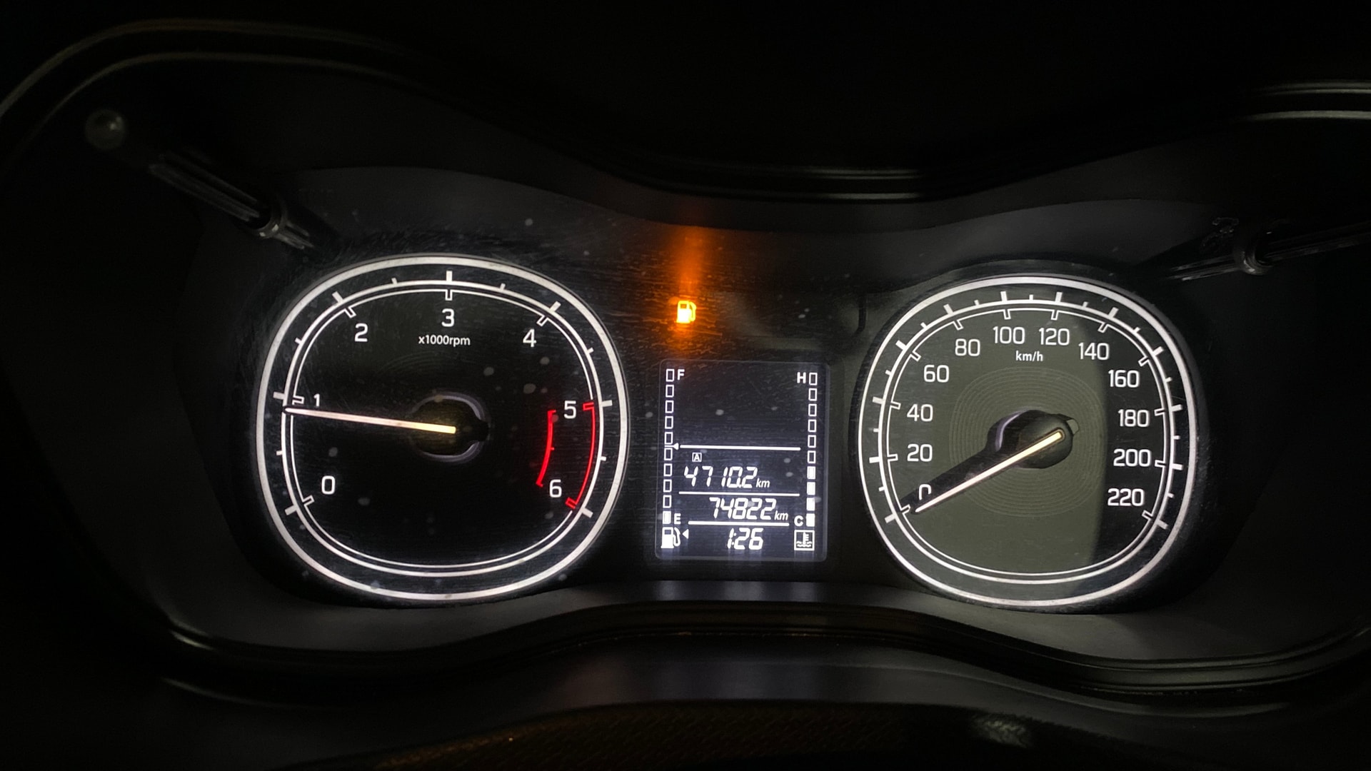 View 2019 Maruti Suzuki 1000 Base Variant Image 34 Used 2019 Maruti Suzuki 1000 Base Variant Image 34