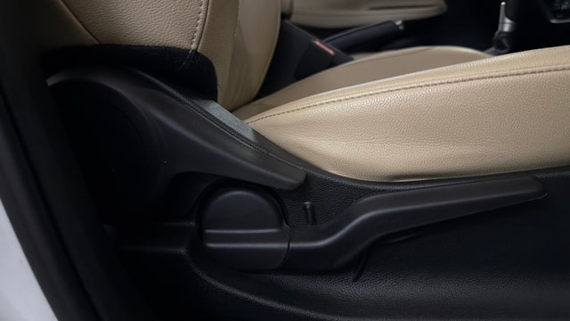 View Honda City ZX Image 19 Used Honda City ZX Image 19