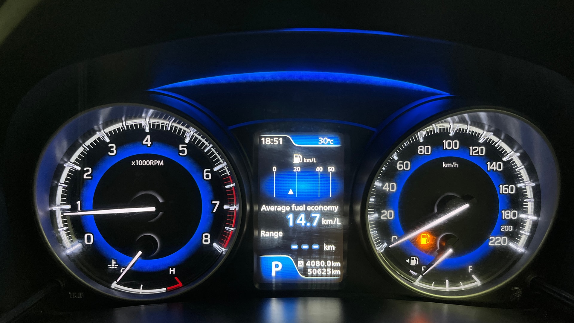 View 2018 Maruti Suzuki 1000 Base Variant Image 20 Used 2018 Maruti Suzuki 1000 Base Variant Image 20