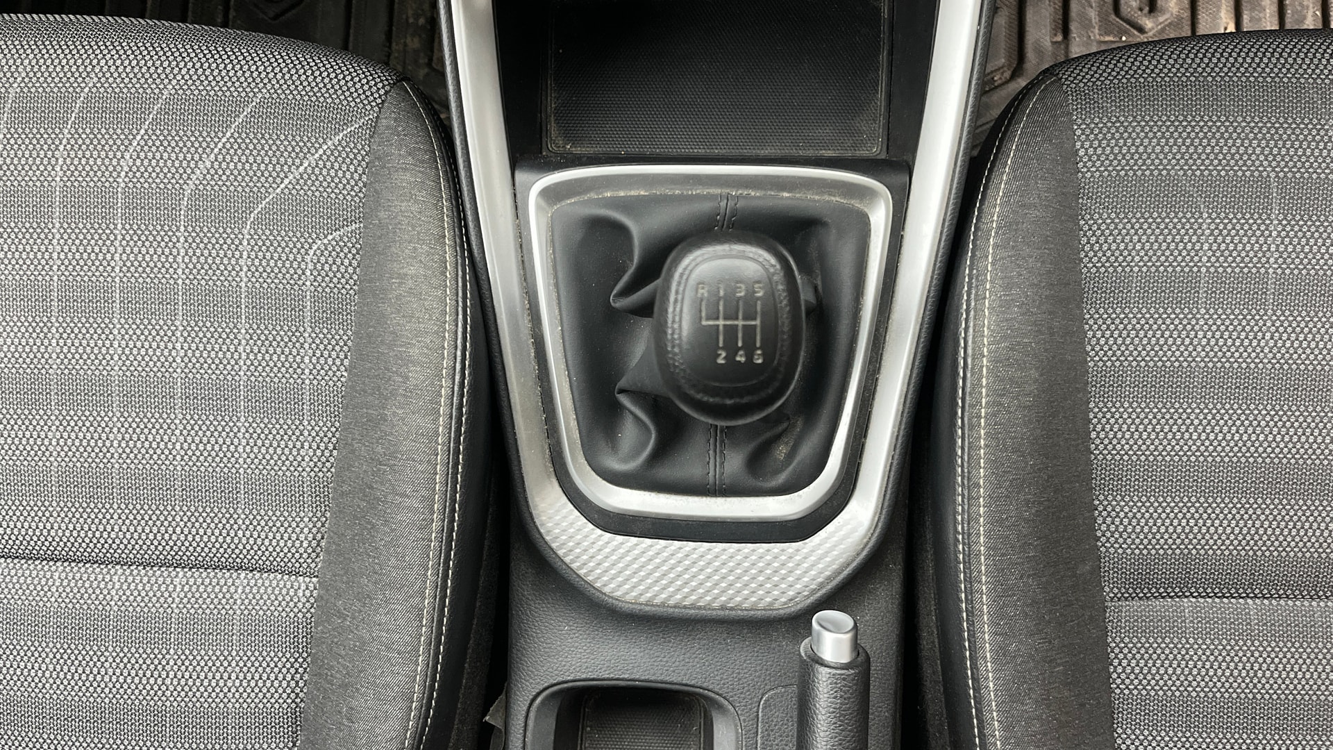 View 2023 Kia Sonet HTK Plus iMT Petrol Image 41 Used 2023 Kia Sonet HTK Plus iMT Petrol Image 41