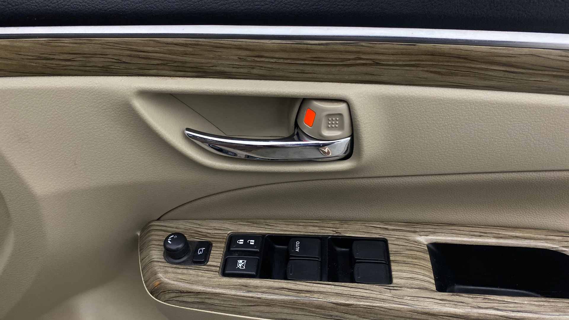 View 2019 Maruti Suzuki 1000 Base Variant Image 38 Used 2019 Maruti Suzuki 1000 Base Variant Image 38