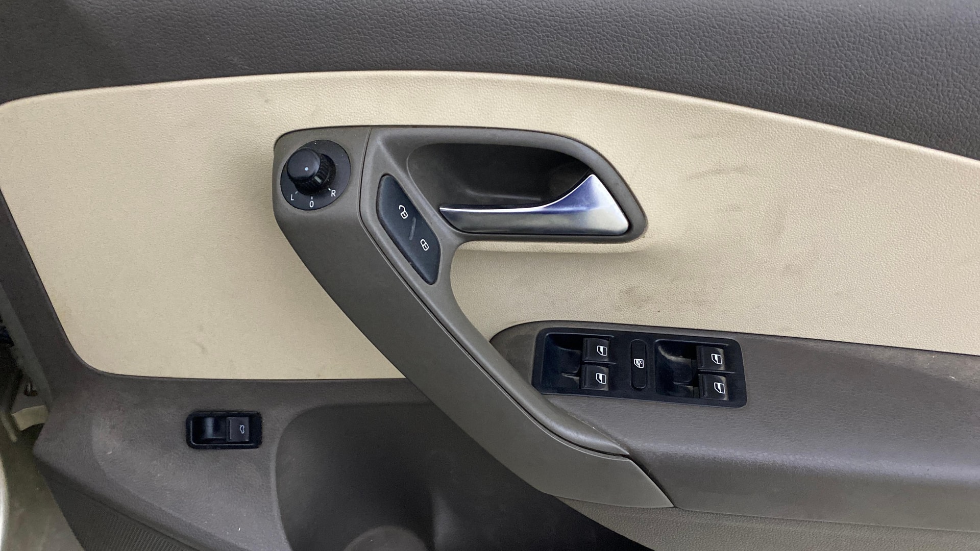 Used 2012 Volkswagen Vento Used 2012 Volkswagen Vento