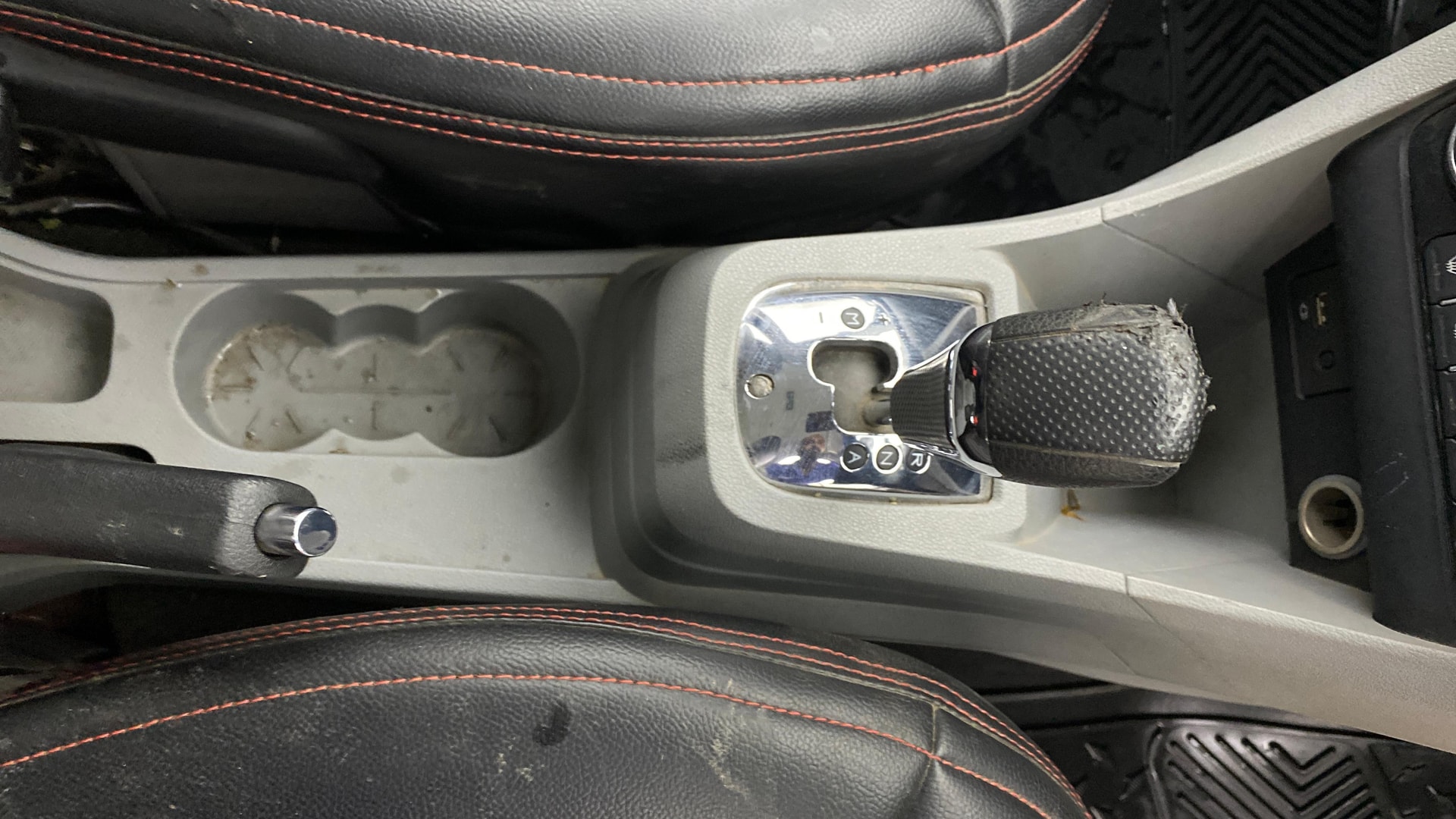 View 2020 Tata Tiago Revotorq XB Image 40 Used 2020 Tata Tiago Revotorq XB Image 40