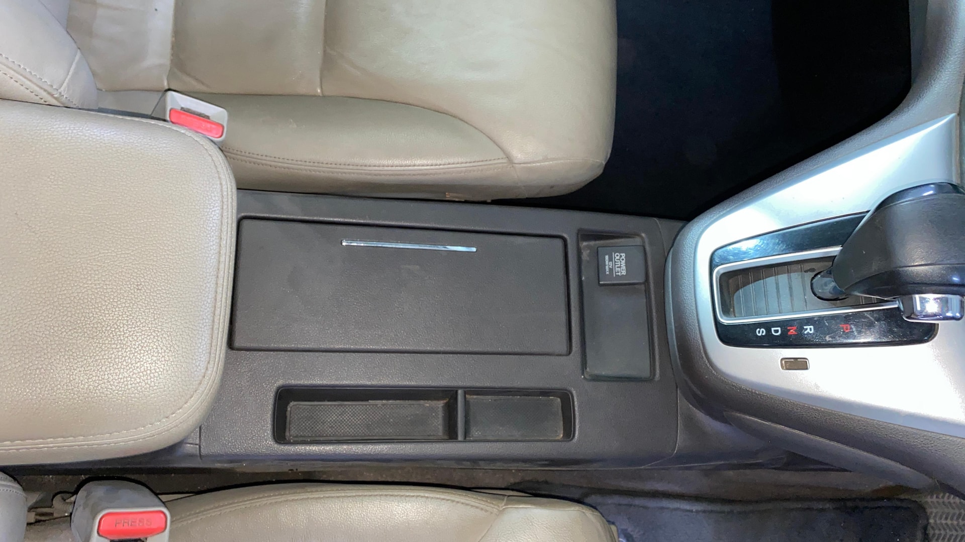 View 2017 Honda CR-V 2.0L AT Petrol Image 40 Used 2017 Honda CR-V 2.0L AT Petrol Image 40