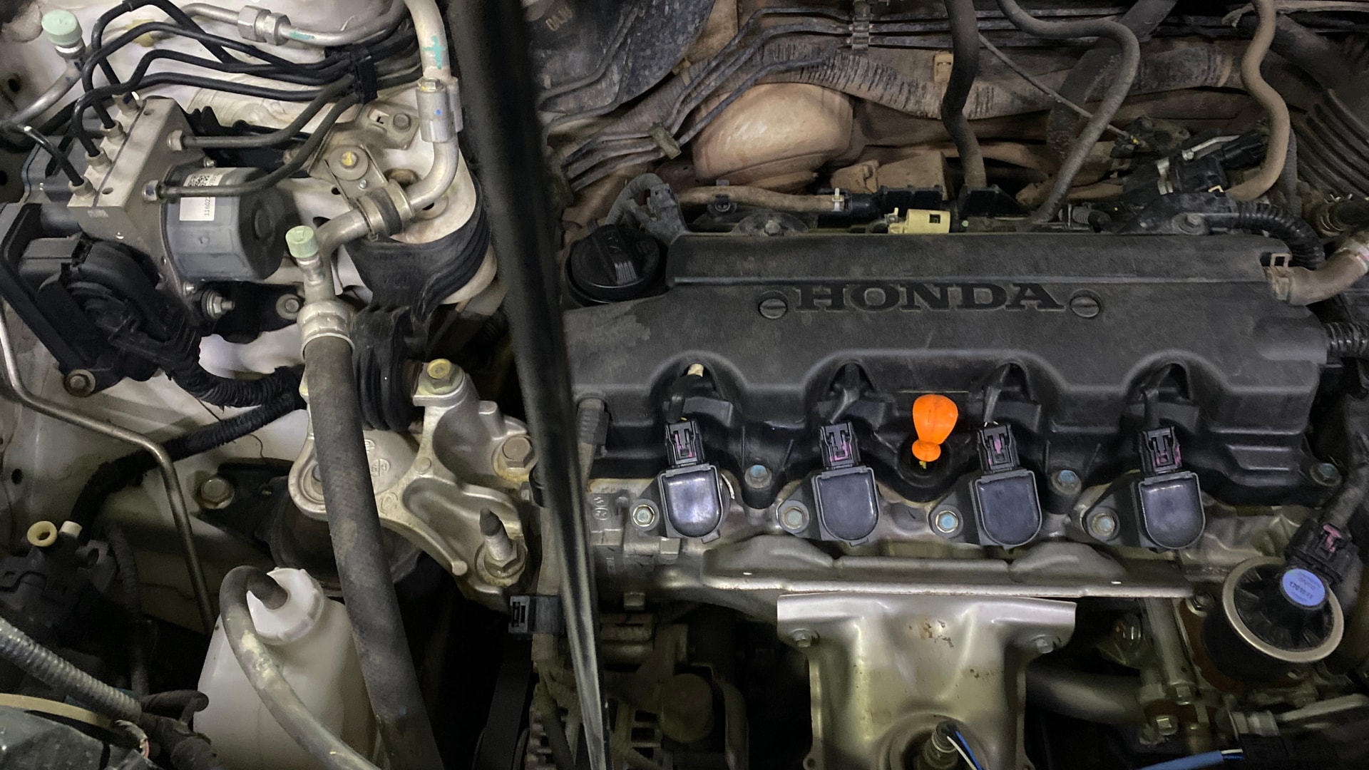 View 2017 Honda CR-V 2.0L AT Petrol Image 4 Used 2017 Honda CR-V 2.0L AT Petrol Image 4