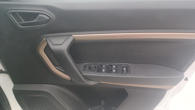 View Renault Kiger Image 33 Used Renault Kiger Image 33