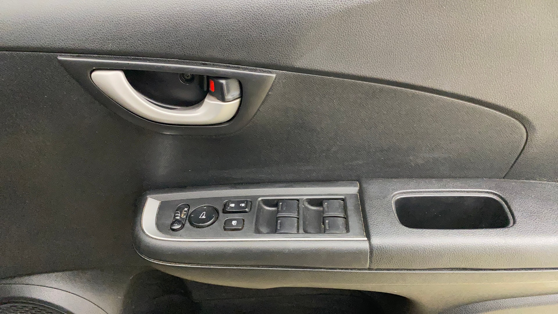 View 2018 Honda BR-V E Diesel Image 38 Used 2018 Honda BR-V E Diesel Image 38
