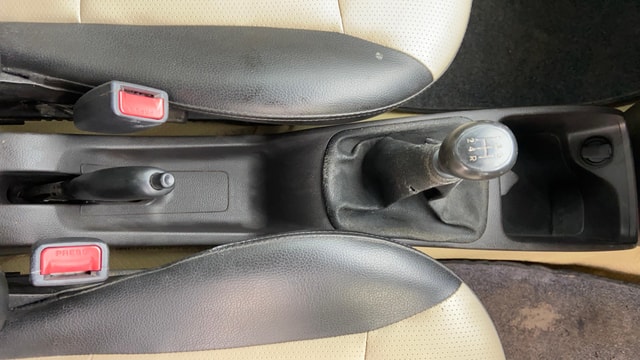 View Hyundai EON Image 38 Used Hyundai EON Image 38