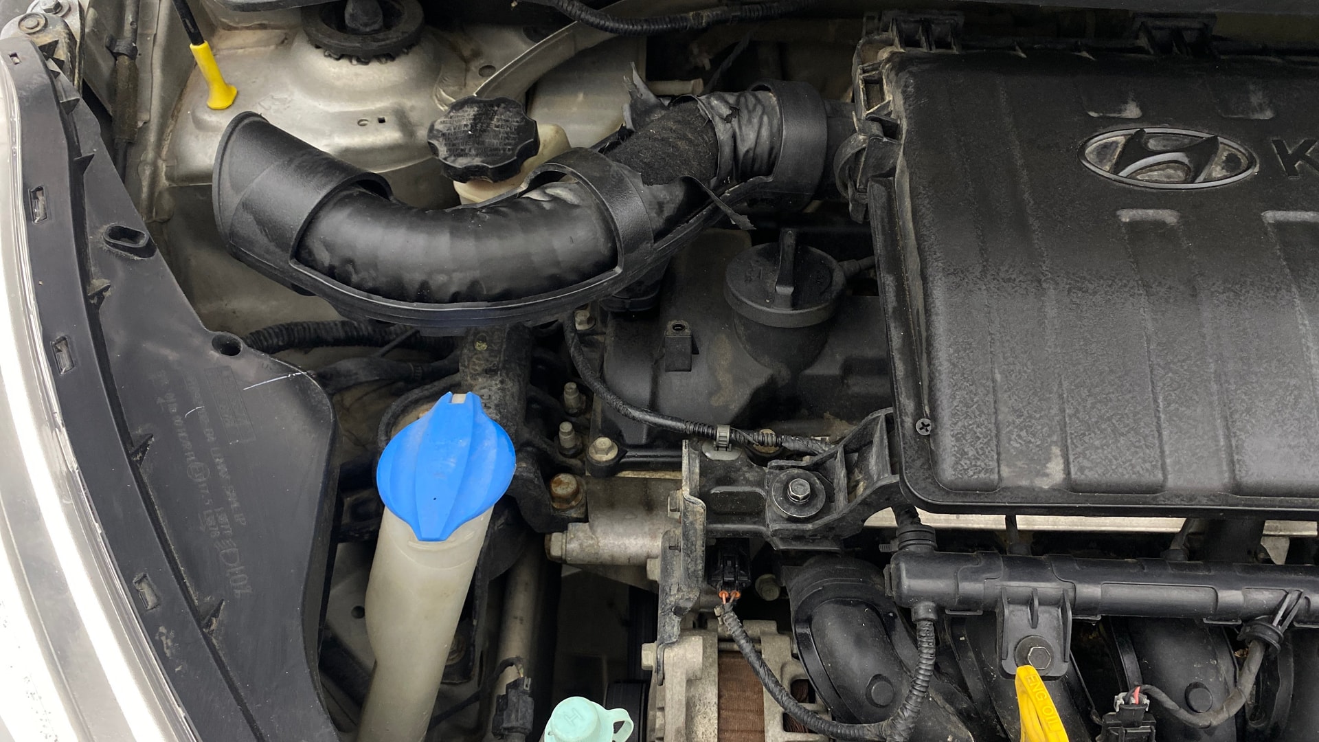 View 2019 Hyundai Grand i10 1.2 Sportz AT Petrol Image 3 Used 2019 Hyundai Grand i10 1.2 Sportz AT Petrol Image 3