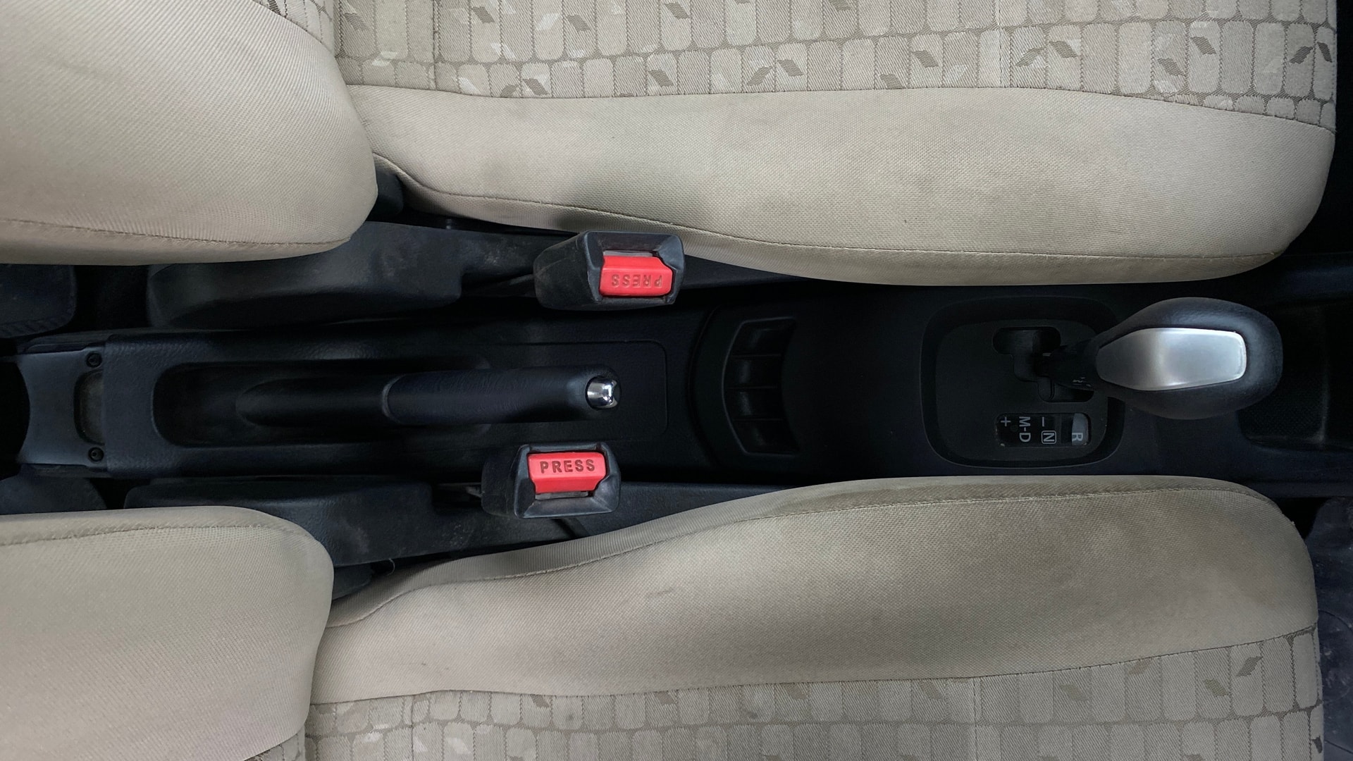 View 2018 Maruti Suzuki 1000 Base Variant Image 37 Used 2018 Maruti Suzuki 1000 Base Variant Image 37