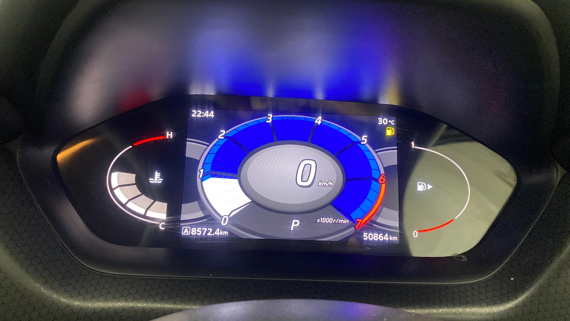 View 2022 Nissan Magnite Turbo XV Premium CVT Image 21 Used 2022 Nissan Magnite Turbo XV Premium CVT Image 21