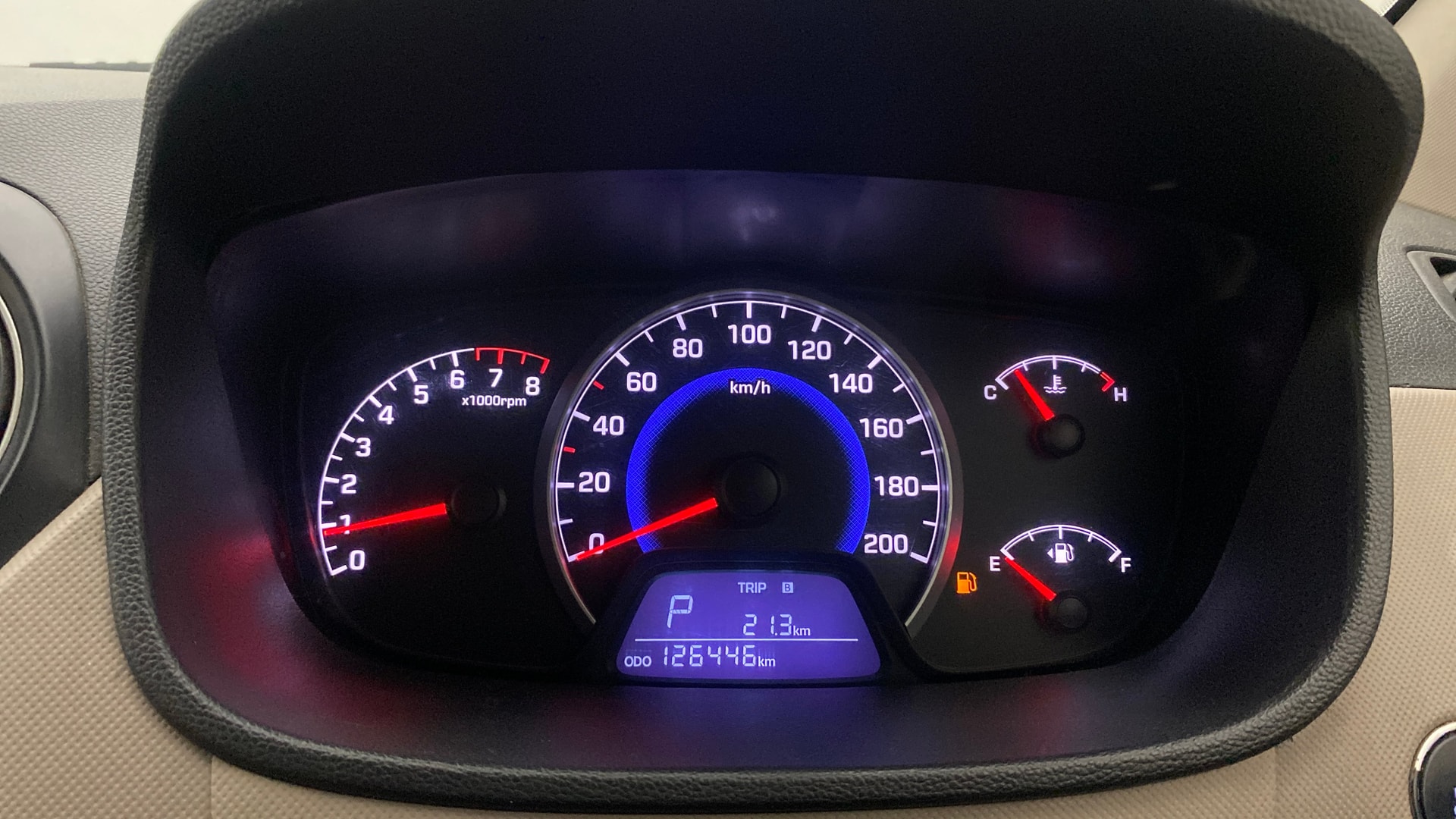 View 2015 Hyundai Grand i10 Asta AT 1.2 Kappa VTVT Image 34 Used 2015 Hyundai Grand i10 Asta AT 1.2 Kappa VTVT Image 34