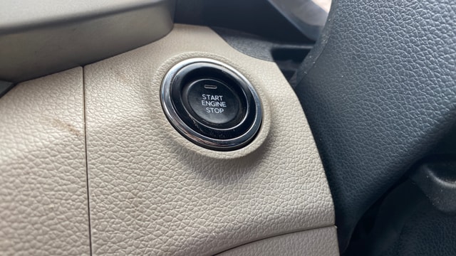 View Mahindra XUV300 Image 41 Used Mahindra XUV300 Image 41