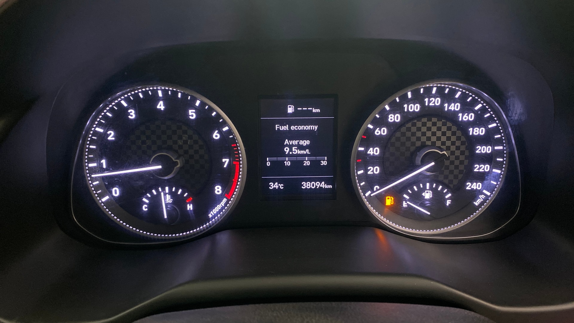 View 2021 Hyundai Elantra 1.6 CRDi S Image 21 Used 2021 Hyundai Elantra 1.6 CRDi S Image 21