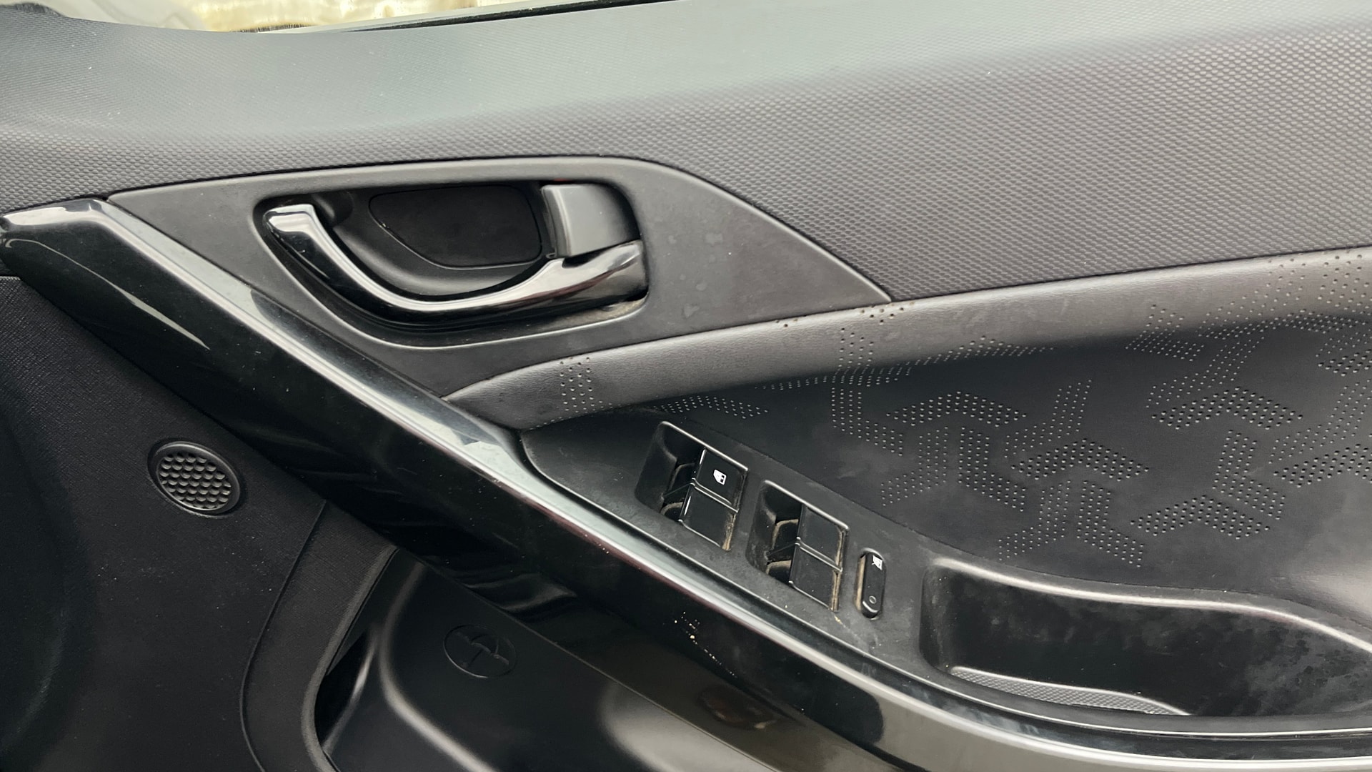 View 2022 Tata Nexon Revotron XE Image 40 Used 2022 Tata Nexon Revotron XE Image 40
