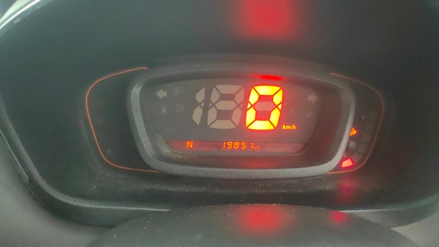 View Renault Kwid Image 33 Used Renault Kwid Image 33
