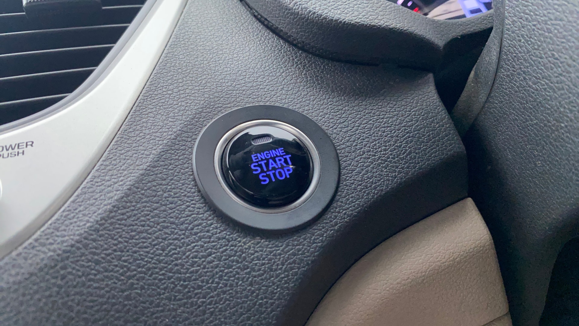 View 2019 Hyundai Verna 1.6 VTVT SX Image 34 Used 2019 Hyundai Verna 1.6 VTVT SX Image 34