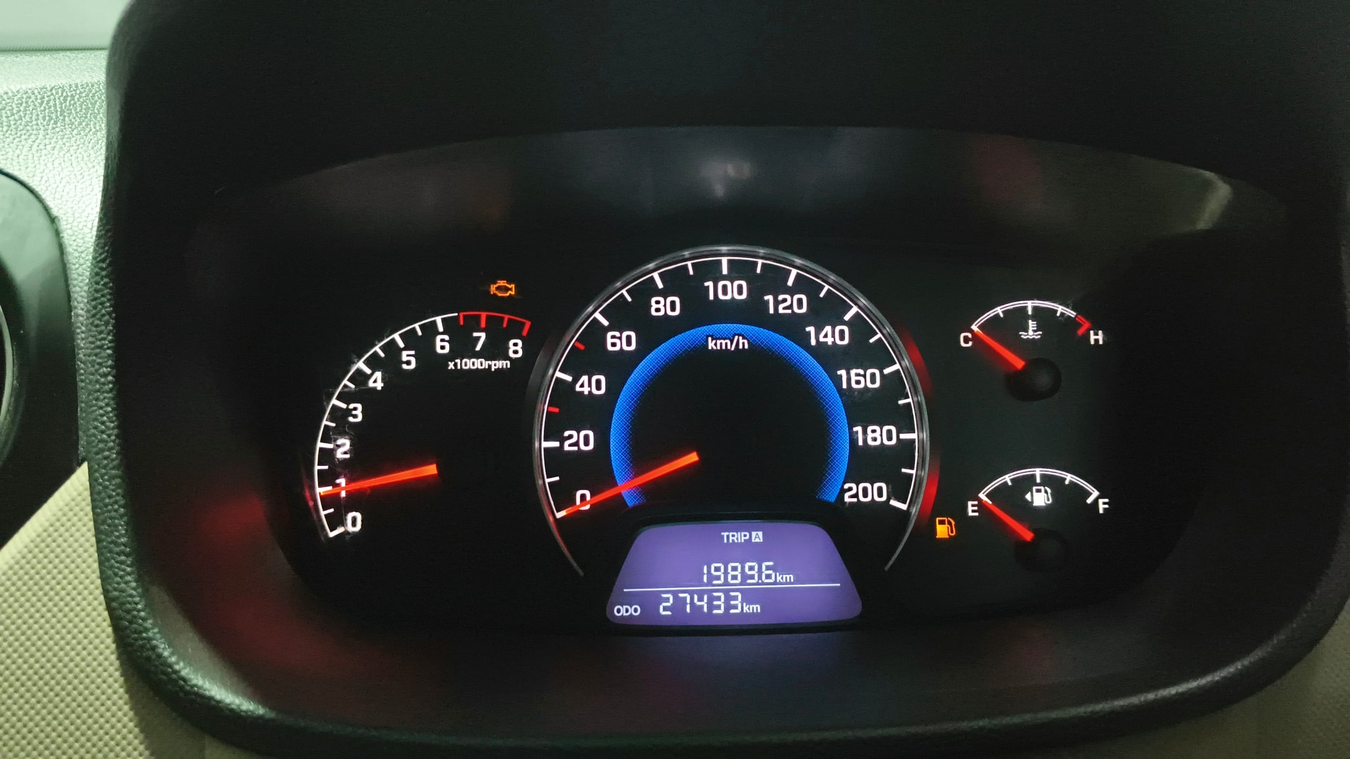 View 2015 Hyundai Grand i10 Sportz 1.2 Kappa Image 35 Used 2015 Hyundai Grand i10 Sportz 1.2 Kappa Image 35