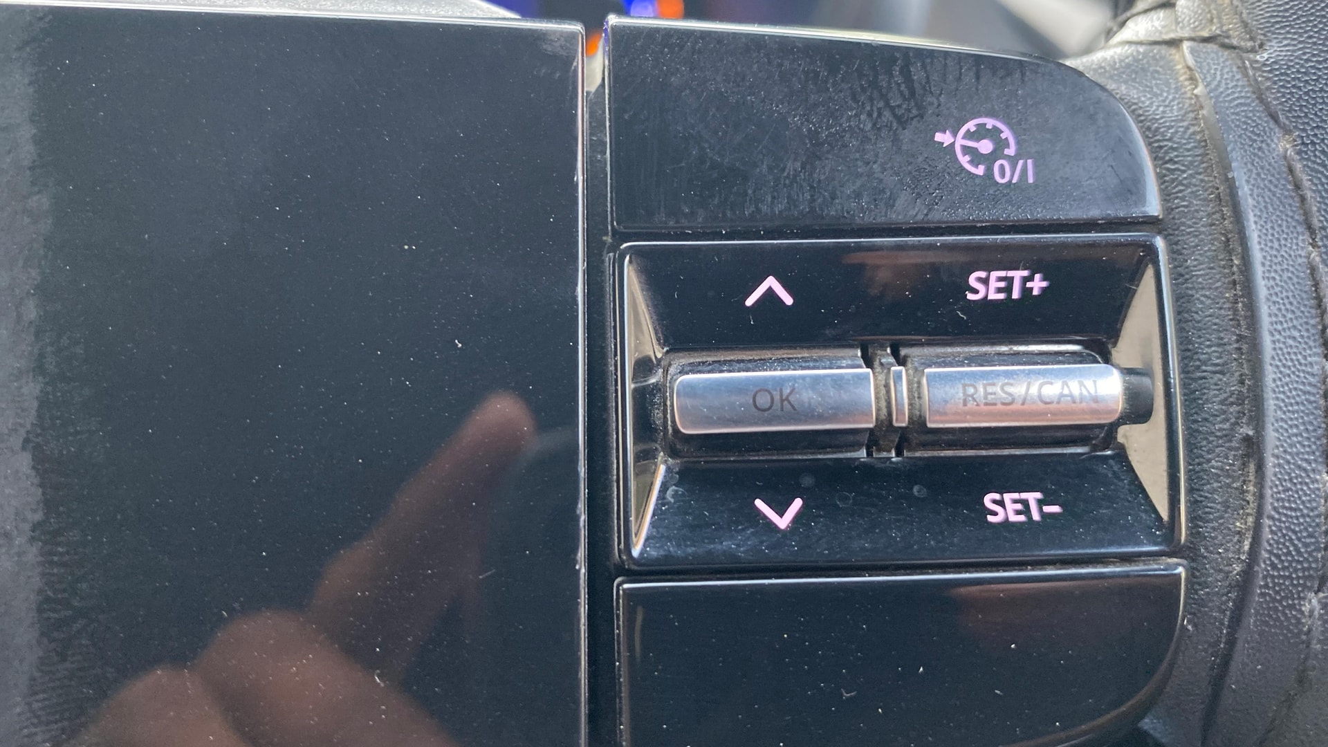 View 2024 Tata Nexon Revotron XE Image 3 Used 2024 Tata Nexon Revotron XE Image 3