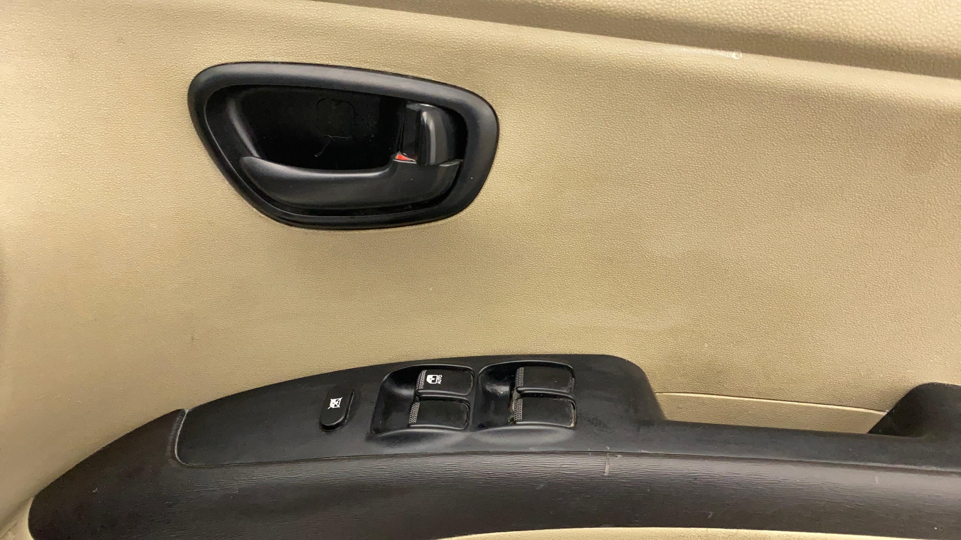View 2014 Hyundai i10 1.1 Magna Image 32 Used 2014 Hyundai i10 1.1 Magna Image 32