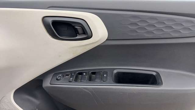 View Hyundai Aura Image 32 Used Hyundai Aura Image 32