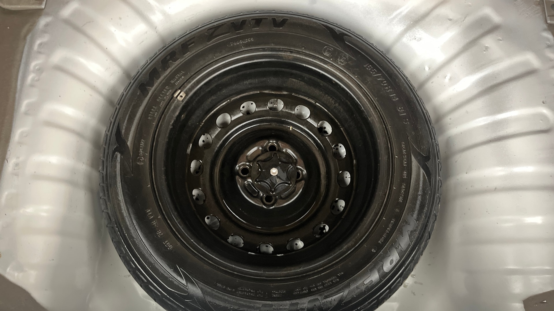 View 2015 Nissan Micra XL (CVT) Image 24 Used 2015 Nissan Micra XL (CVT) Image 24