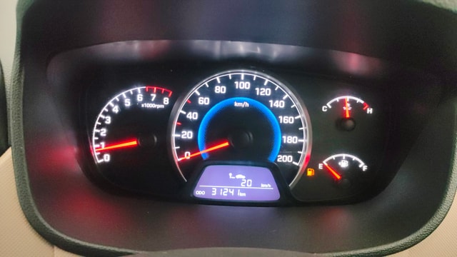View Hyundai Grand i10 Image 33 Used Hyundai Grand i10 Image 33