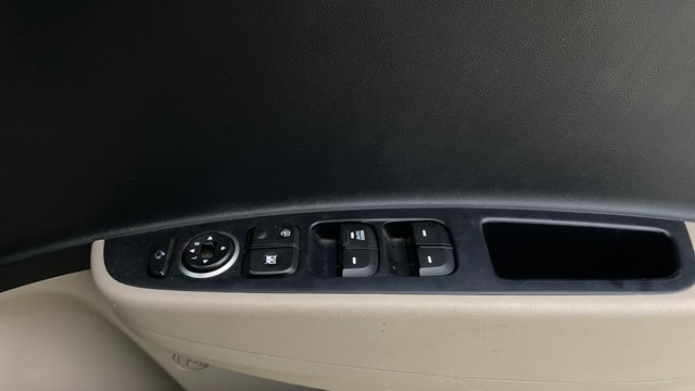 View Hyundai Grand i10 Image 33 Used Hyundai Grand i10 Image 33